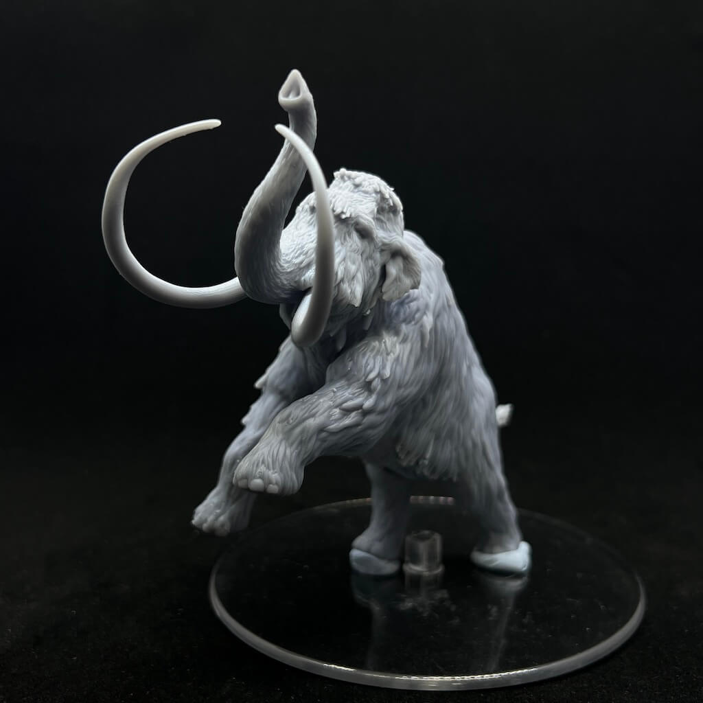 Mammuthus falling down